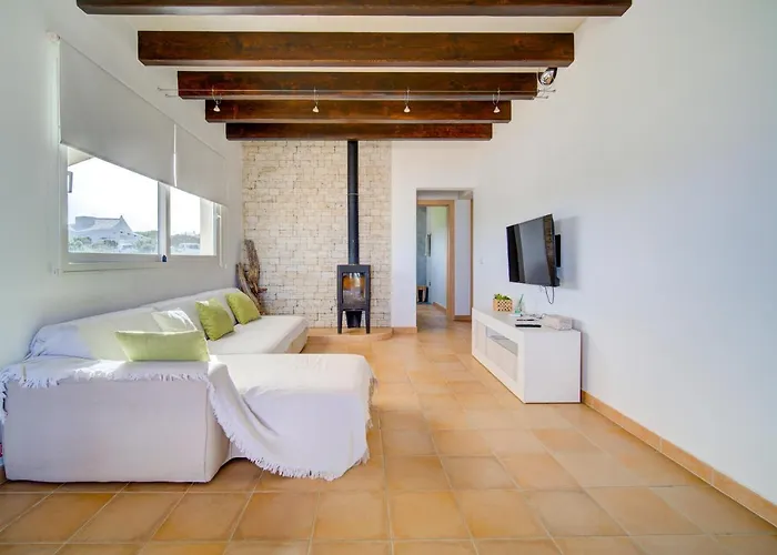 Mercedes - Tranquila Con Vistas Al Mar カラ・モレル